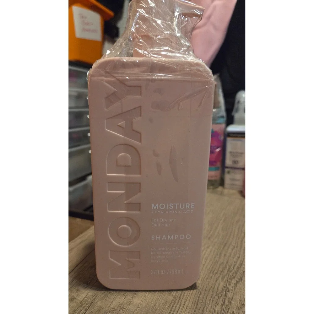 Monday Haircare Moisture Shampoo Hyaluronic Acid Dry Dull Hair 27oz Pump Bottle